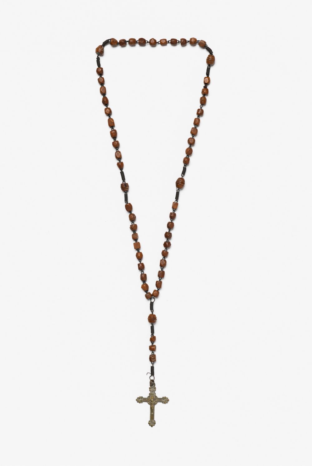 A set of rosary beads given to Lieutenant Benjamin Shattuck by Pope Pius IX